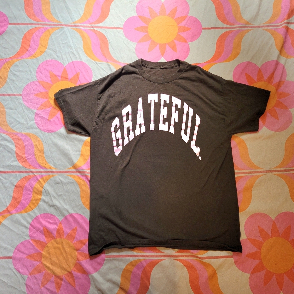 Grateful Graphic T-Shirt